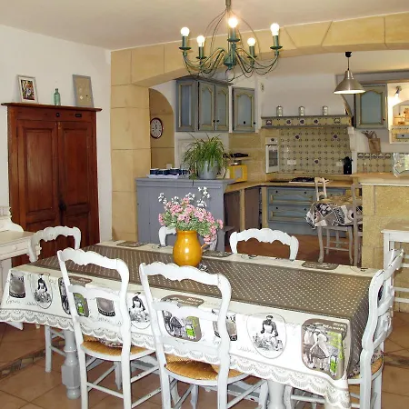 בית נופש Ferienhaus 200s *